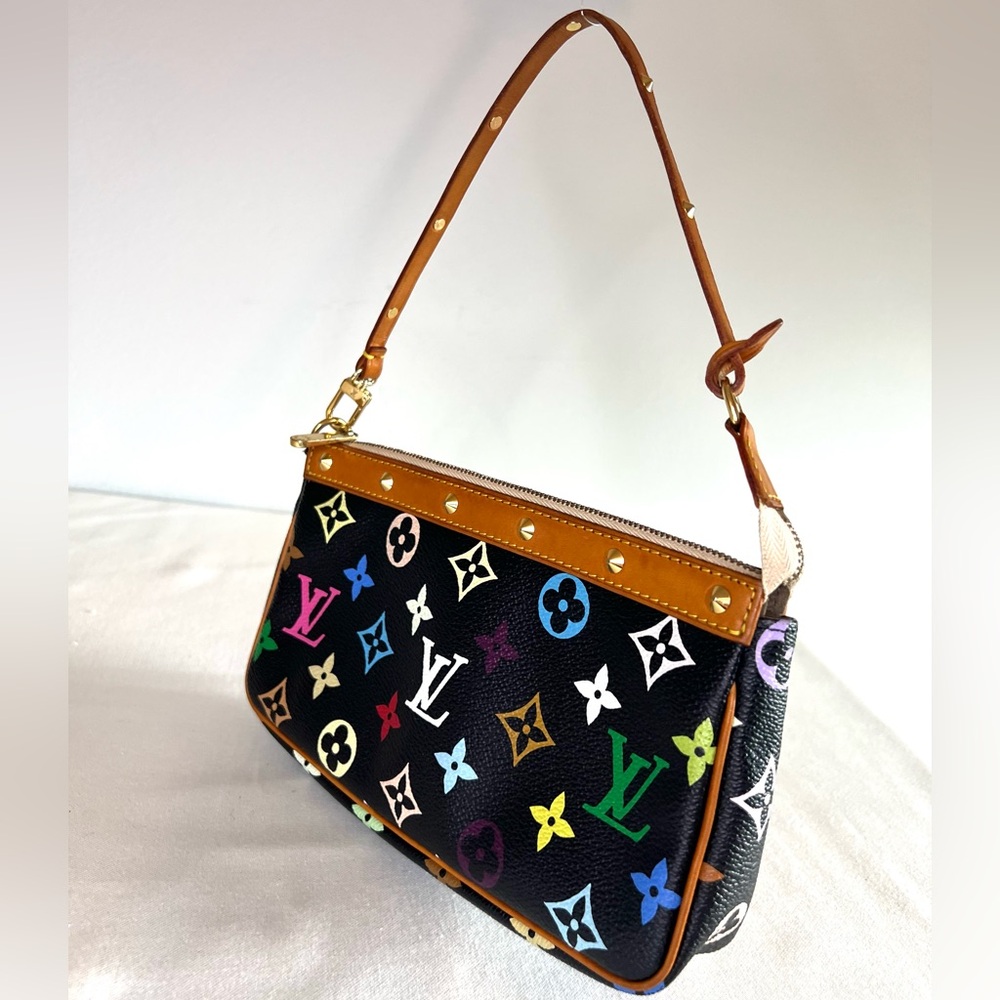 Louis Vuitton Monogram Multicolor Pochette Accessories Black. - Picture 4 of 16
